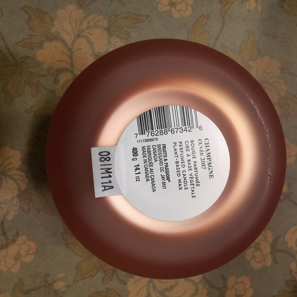 Fruits and Passion 3-wick Perfumed Candle - Picture 3 of 4